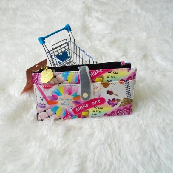 Luv Betsey Photo Real Art Print Wallet Betsey Johnson - Picture 5 of 10